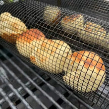 Load image into Gallery viewer, Vianys Rolling Grill Basket