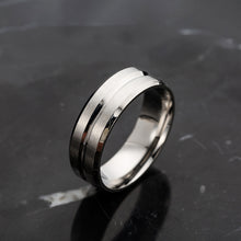 Load image into Gallery viewer, 8MM Mens Stainless Steel Finger Ring