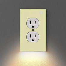 Load image into Gallery viewer, OUTLET WALL PLATE WITH LED NIGHT LIGHTS-NO BATTERIES OR WIRES [UL FCC CSA CERTIFIED] - BestBck