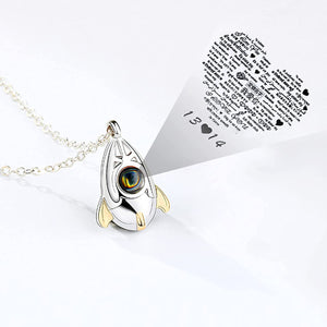 2 PCS Spaceman Couple Necklace 100 Languages "I Love You "