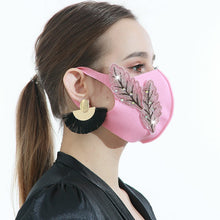 Load image into Gallery viewer, Reusable 3D Leaf Design Comfortable Face Mask