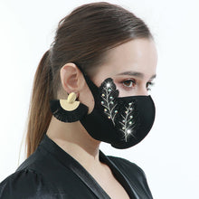 Load image into Gallery viewer, Reusable 3D Leaf Design Comfortable Face Mask