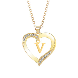 Personalized 26 Letter Female Heart Pendant Necklace